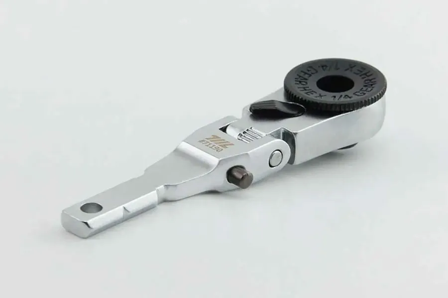 711LのEDCギアが宇宙へ | 711L EDC-04